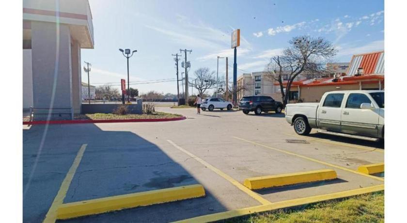 Travelers Inn By Oyo Wichita Falls Ngoại thất bức ảnh